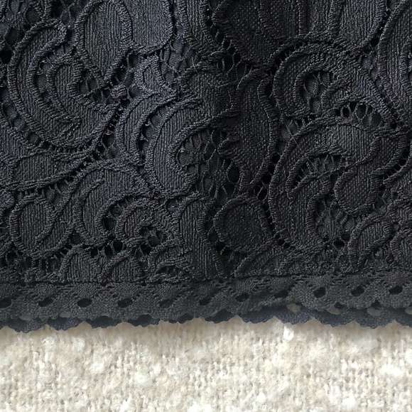 Regal Scroll Black Lace Shift Dress, Short Sleeves - Picture 6 of 11